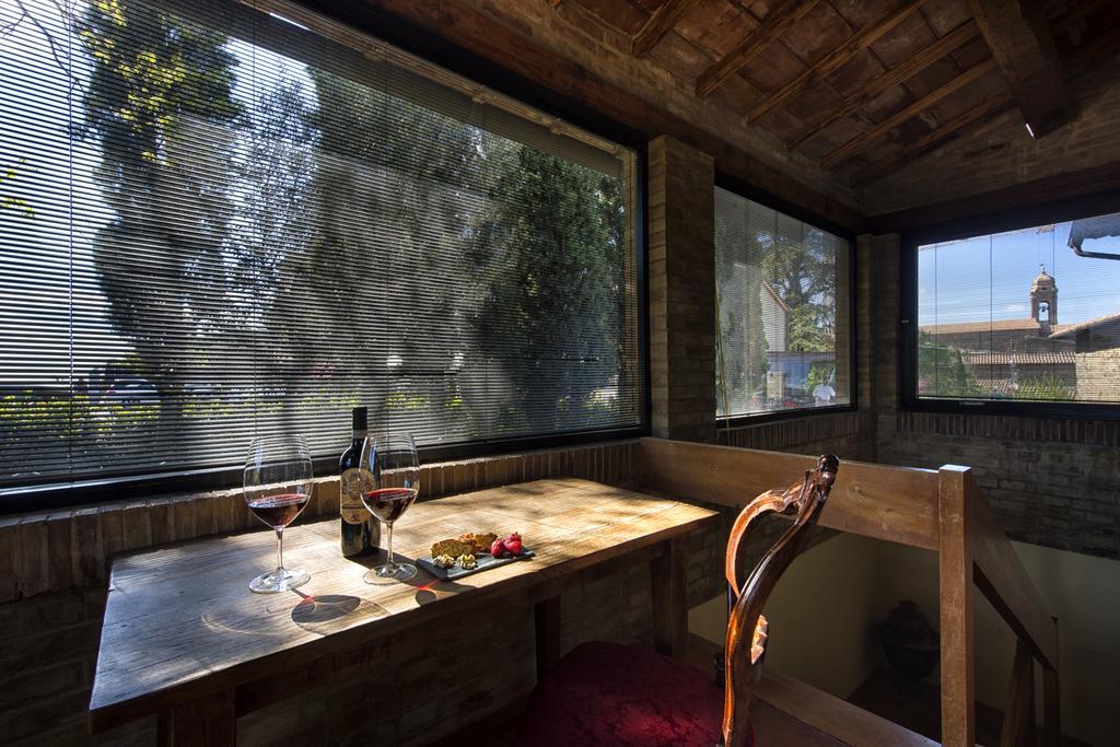 Drogheria E Locanda Franci Bed & Breakfast Montalcino Exterior photo