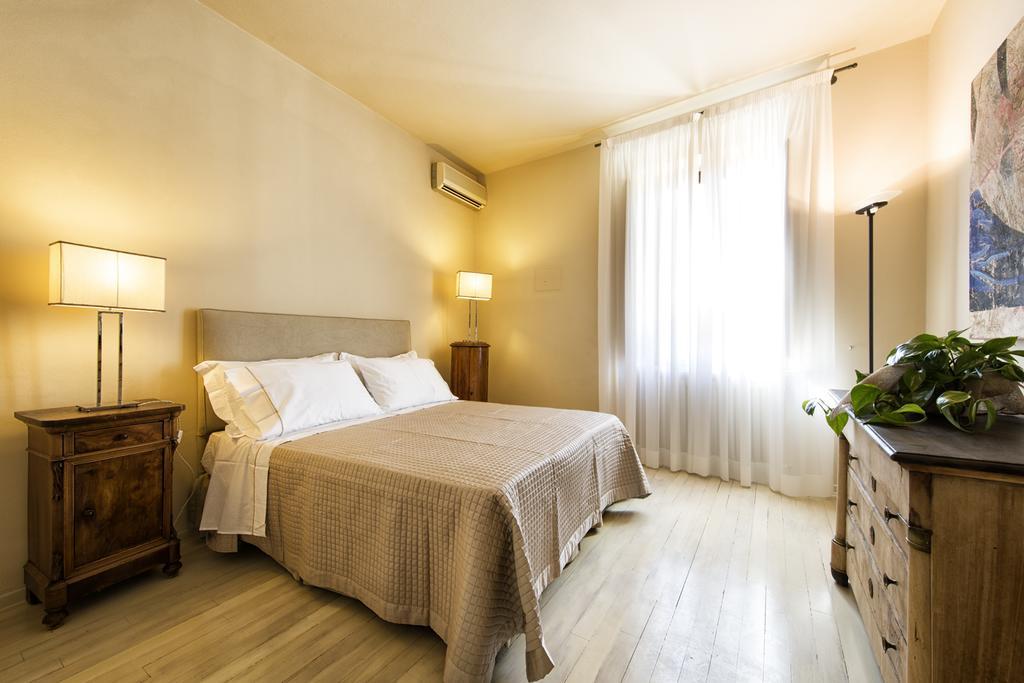 Drogheria E Locanda Franci Bed & Breakfast Montalcino Exterior photo