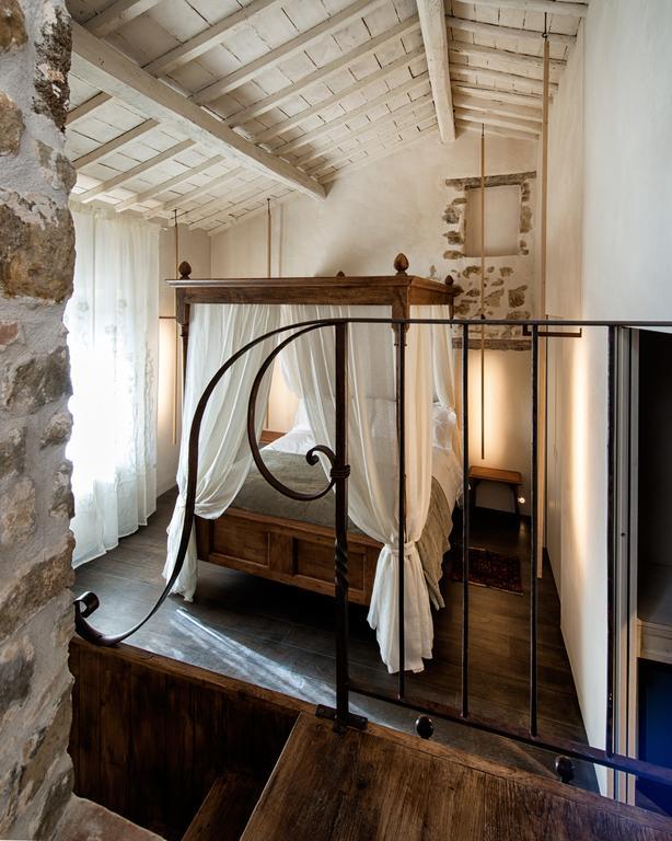 Drogheria E Locanda Franci Bed & Breakfast Montalcino Exterior photo